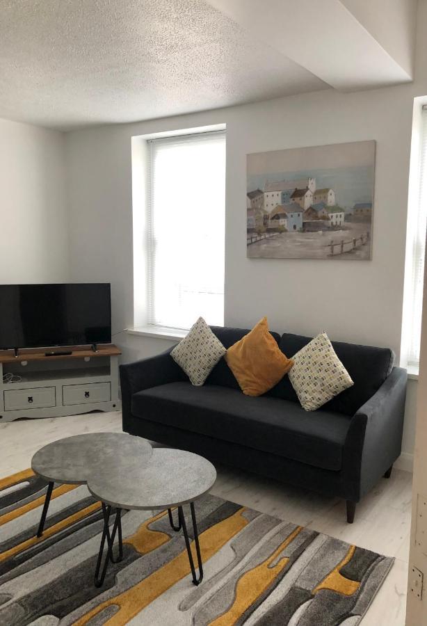 Spacious And Bright Town Centre Apartment Ballycastle Εξωτερικό φωτογραφία